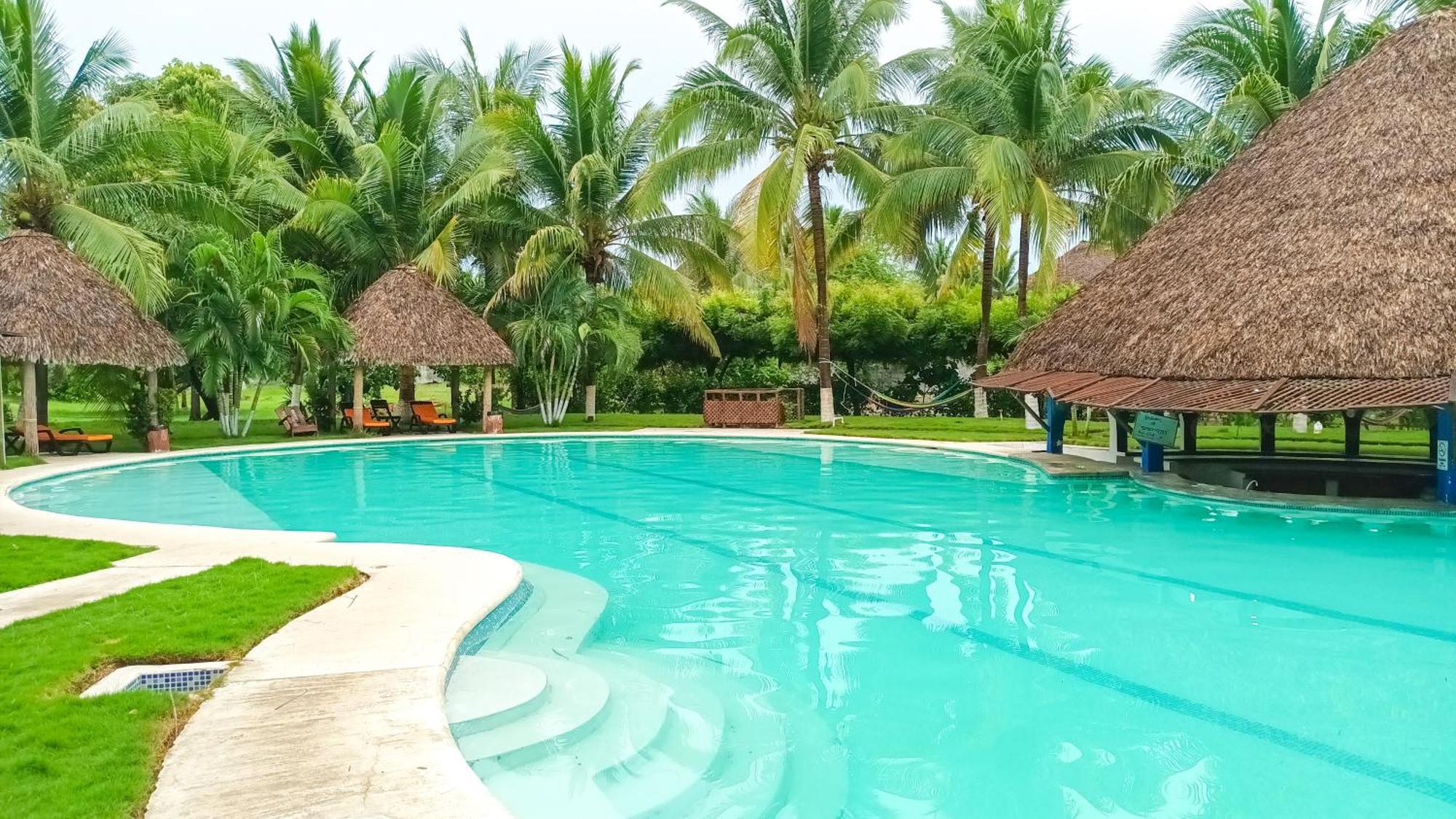 Hotel Cafe Del Sol Monterrico Bagian luar foto