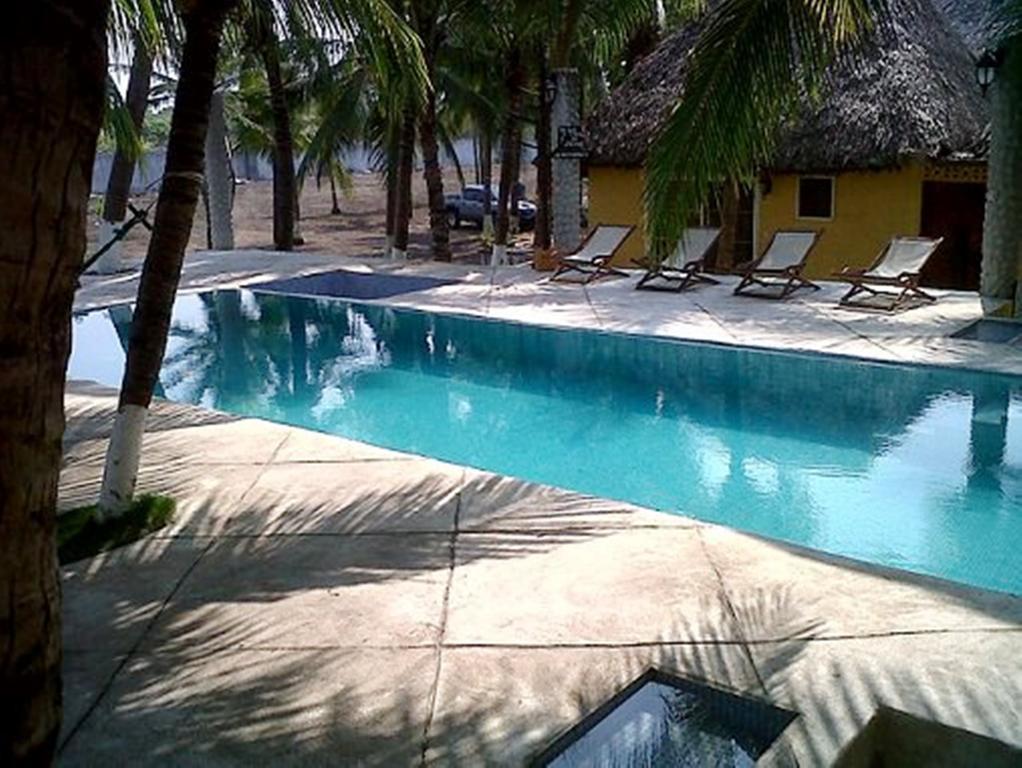 Hotel Cafe Del Sol Monterrico Bagian luar foto
