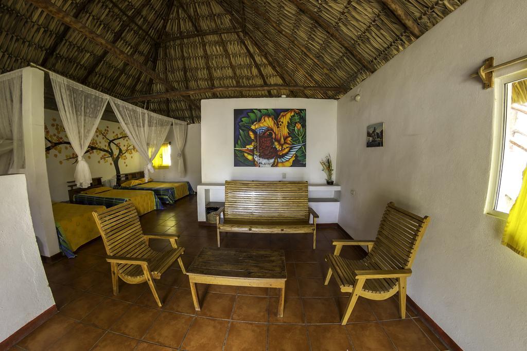 Hotel Cafe Del Sol Monterrico Bagian luar foto