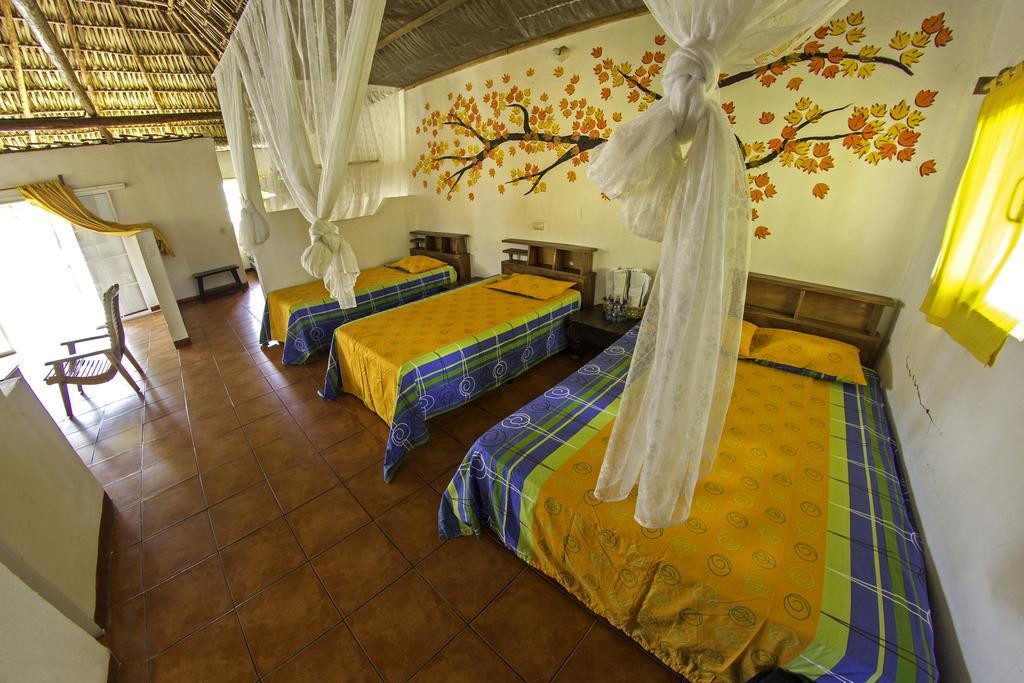 Hotel Cafe Del Sol Monterrico Bagian luar foto