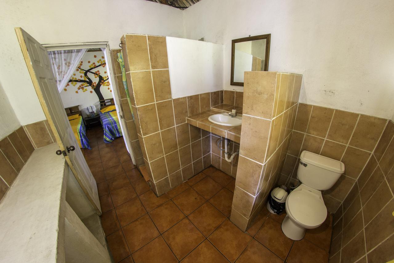 Hotel Cafe Del Sol Monterrico Bagian luar foto